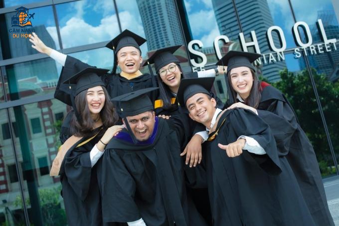 ĐH Quản lý Singapore cấp hơn 400 học bổng tại hội thảo Việt Nam