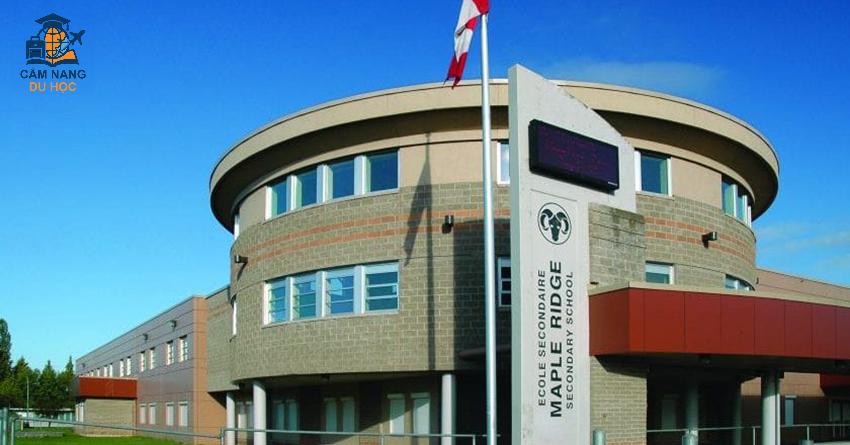 Giới thiệu trường Maple Ridge and Pitt Meadows School District