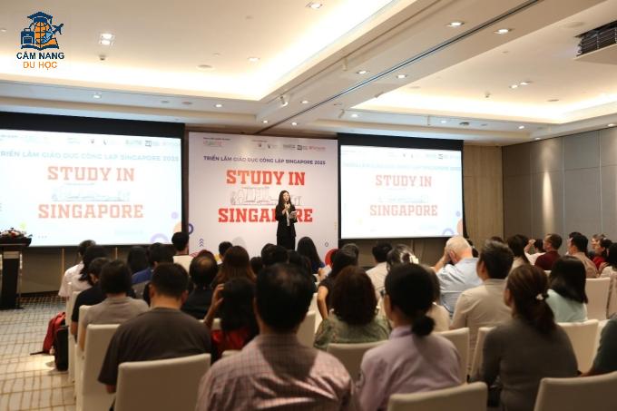 Chuyên gia từ Singapore chia sẻ về nền giáo dục nước này tại sự kiện của INEC vào tháng 9. Ảnh: INEC