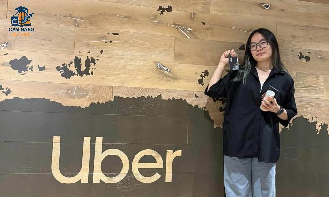 Linh trong kỳ thực tập tại trụ sở Uber, tháng 8/2025. Ảnh: Nhân vật cung cấp