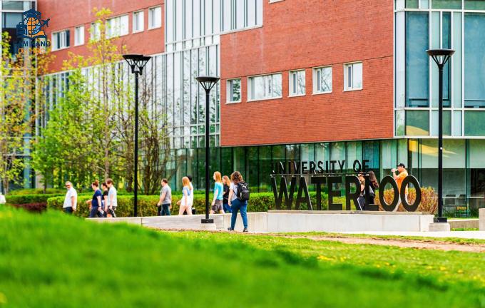 Khuôn viên Đại học Waterloo. Ảnh: University of Waterloo Fanpage