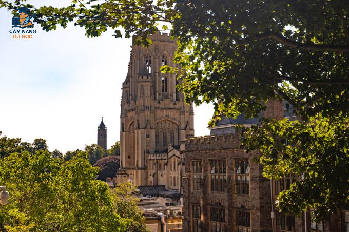 Khuôn viên Đại học Bristol, Anh. Ảnh: University of Bristol Fanpage