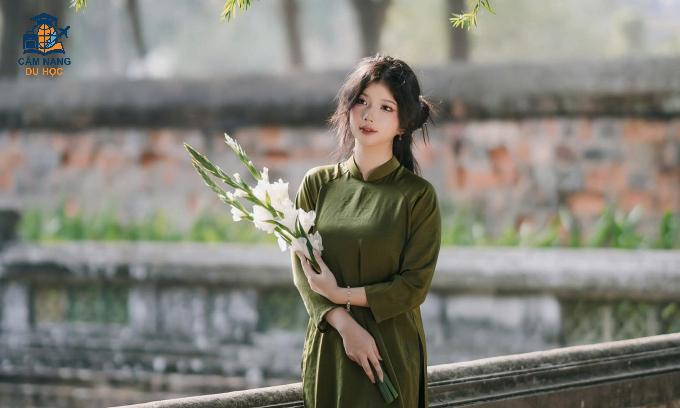 Nguyễn Vũ Hà Linh, học sinh THPT chuyên Hà Nội - Amsterdam. Ảnh: Nhân vật cung cấp