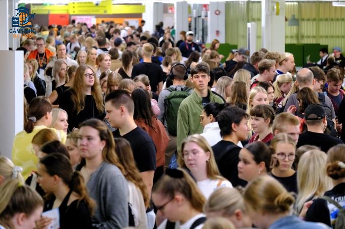 Sinh viên Đại học Oulu, Phần Lan. Ảnh: Fanpage trường
