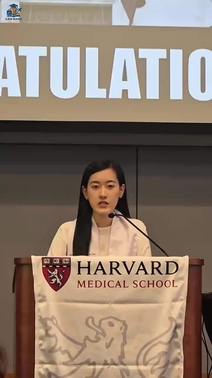 Nữ sinh tốt nghiệp Harvard với điểm tuyệt đối